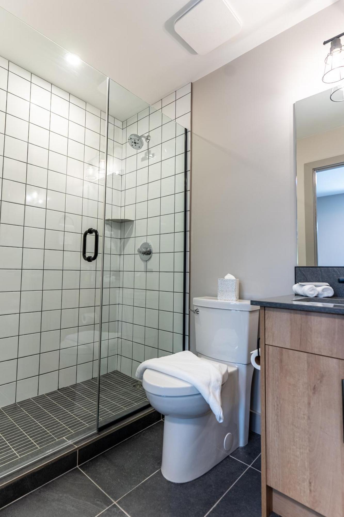 Basecamp Suites Revelstoke Pokój zdjęcie