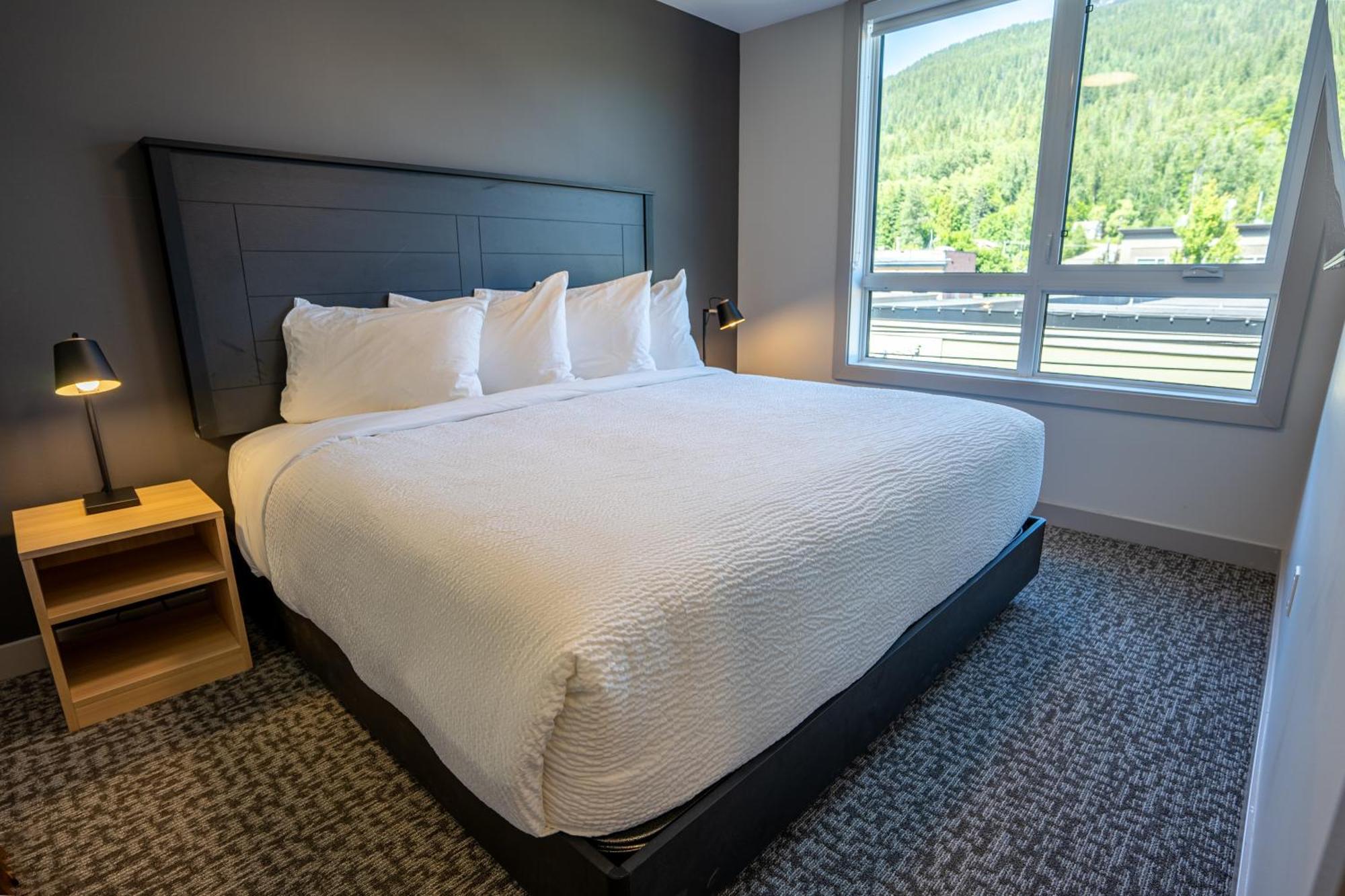 Basecamp Suites Revelstoke Pokój zdjęcie
