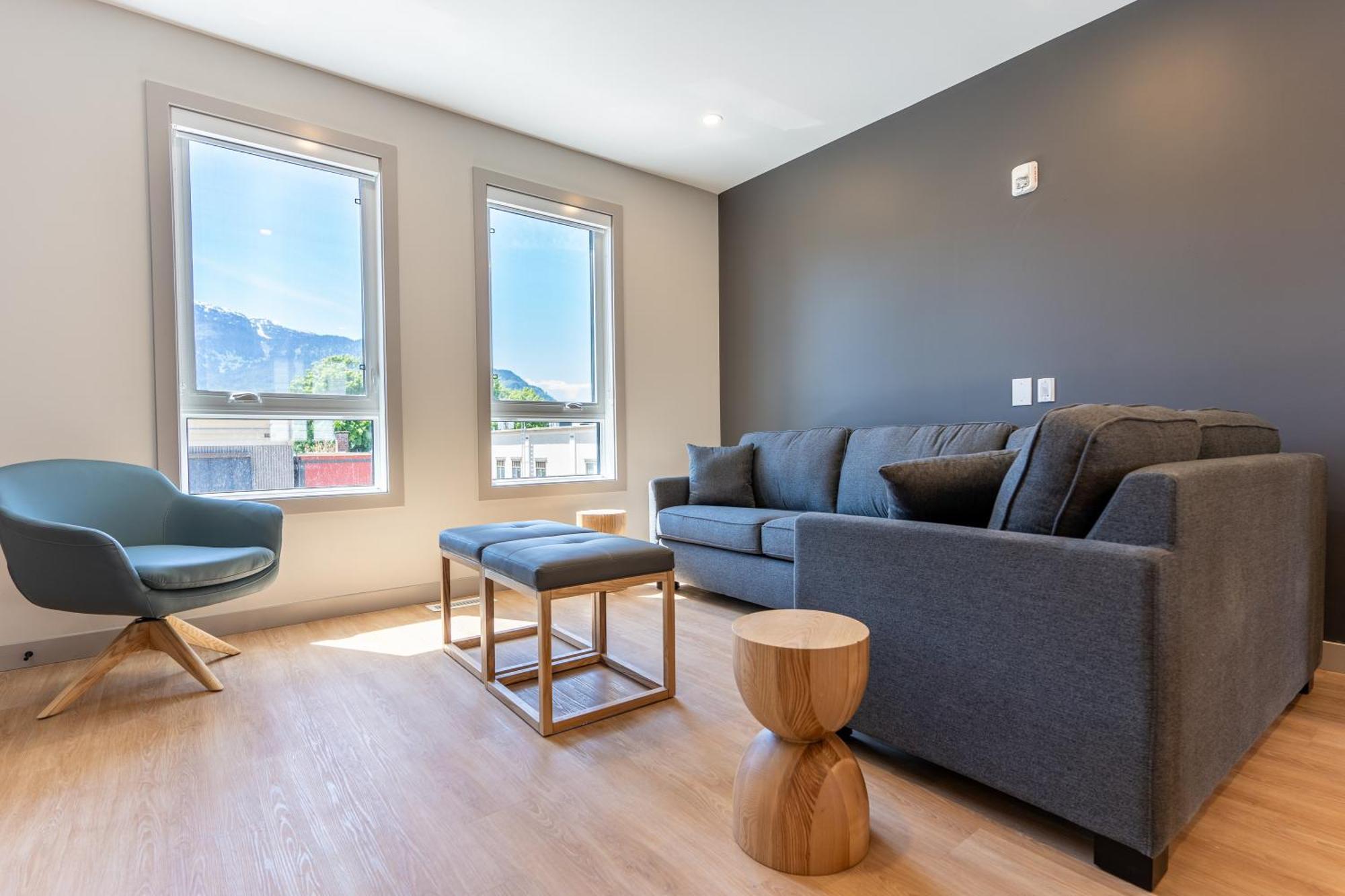 Basecamp Suites Revelstoke Zewnętrze zdjęcie