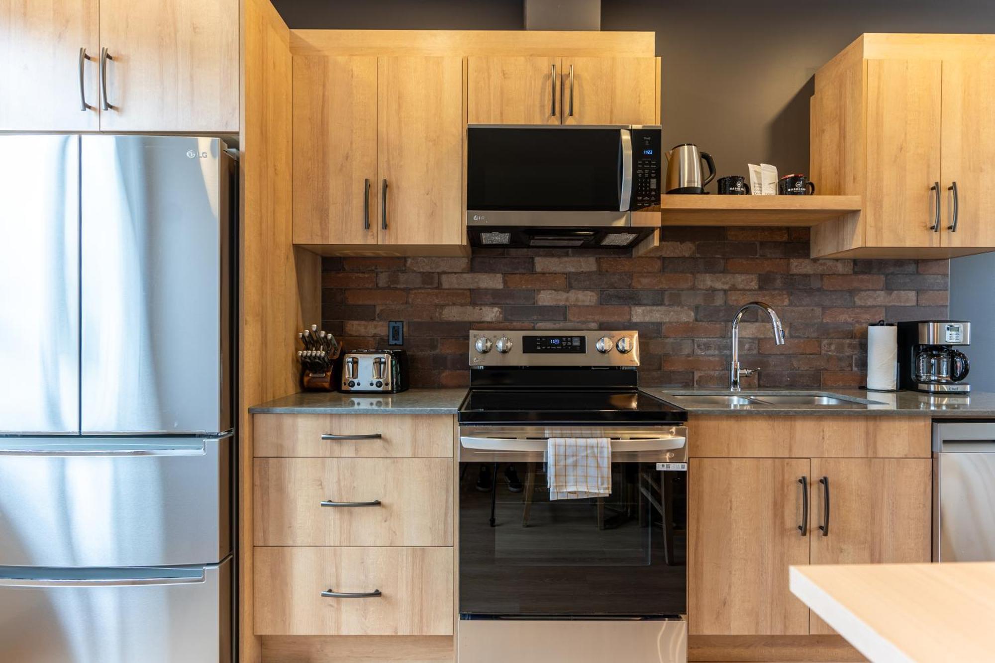 Basecamp Suites Revelstoke Pokój zdjęcie
